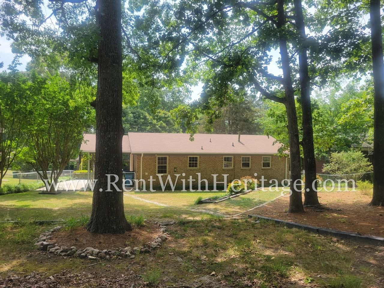 6322 Wellington Way - Photo 7 of 38