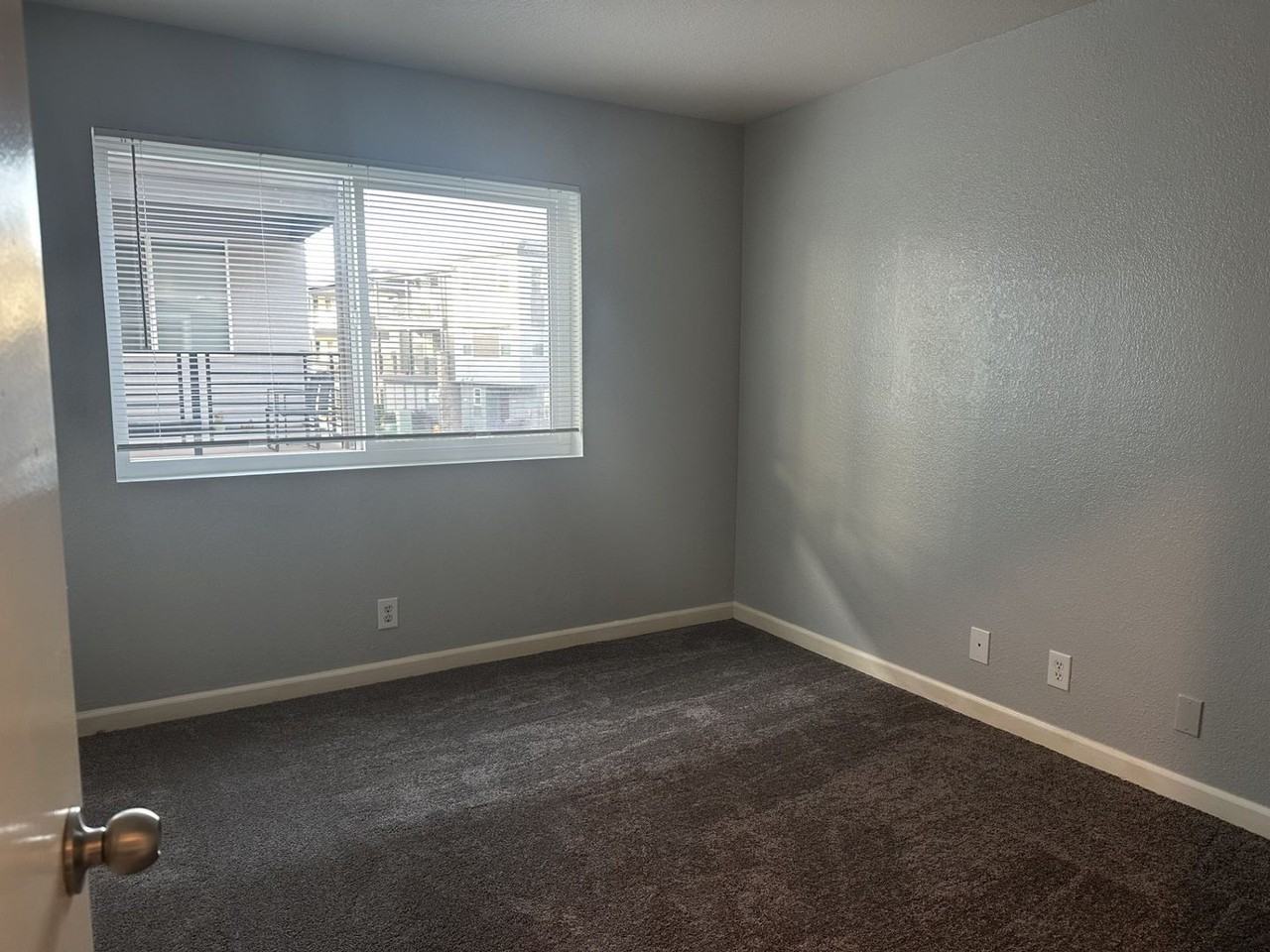 29536 Dixon St #3 - Photo 7 of 9