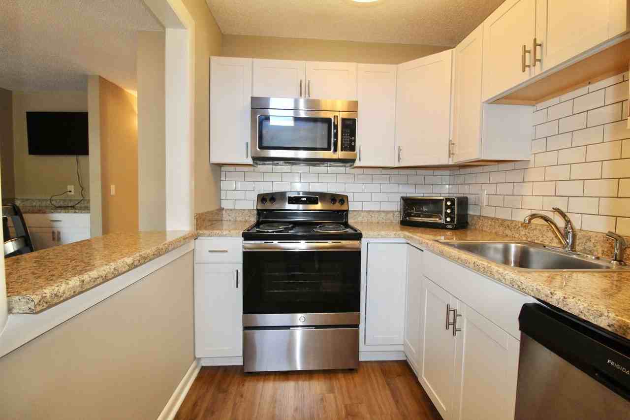 1315 Bradley Drive - Photo 4 of 18