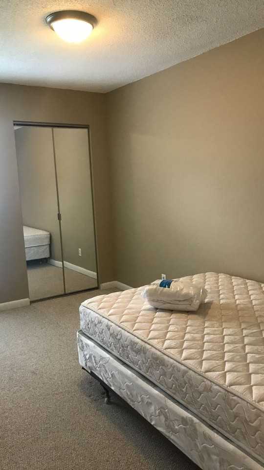 1324 Bradley Dr - Photo 5 of 12