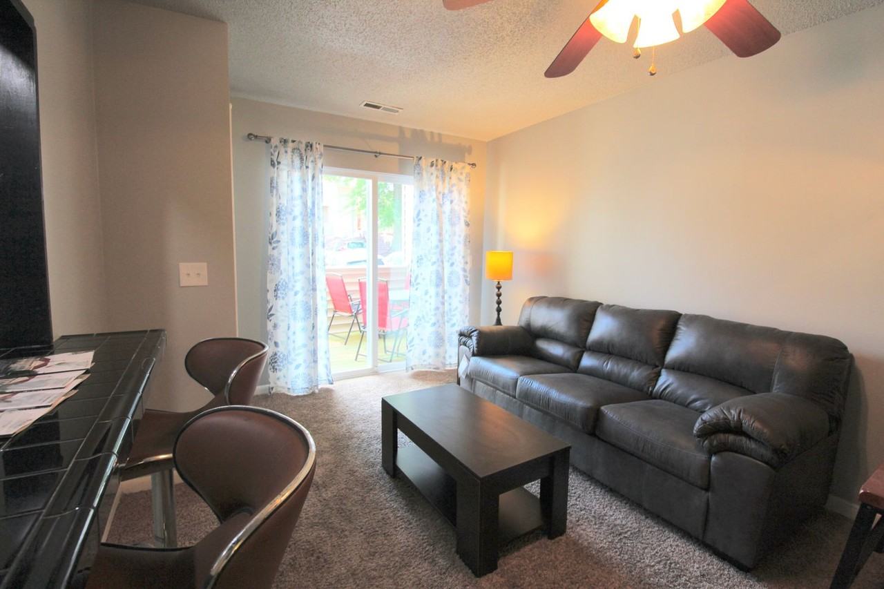 1320 Bradley Dr - Photo 7 of 21