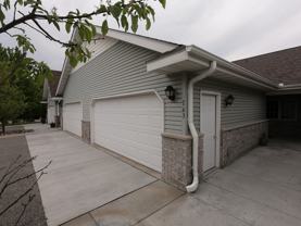 763 Rockford Ave E - Photo 1 of 1
