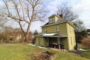 featured image of 465 Grove St