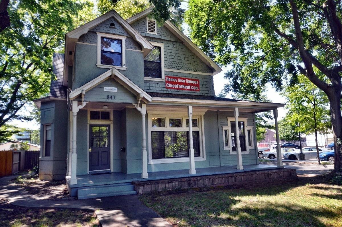 847 Rio Chico Way - Photo 2 of 24