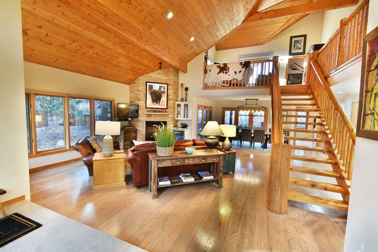 97 Sunset Dr - Photo 4 of 50