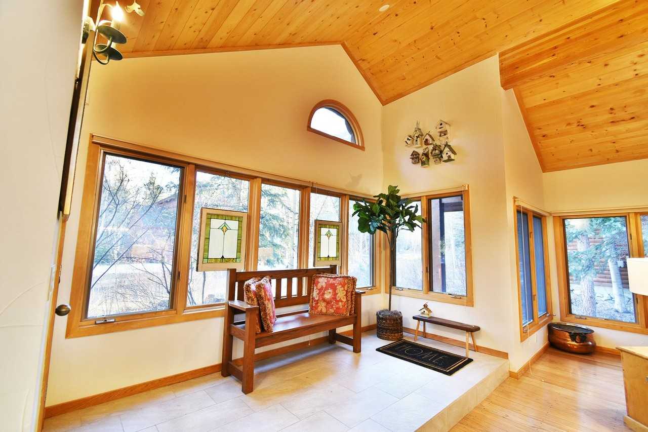 97 Sunset Dr - Photo 6 of 50