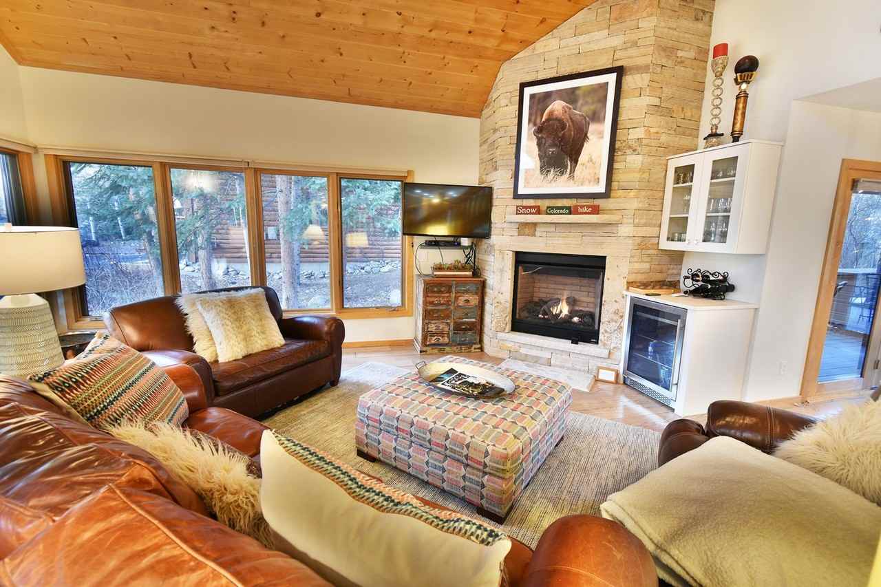 97 Sunset Dr - Photo 7 of 50