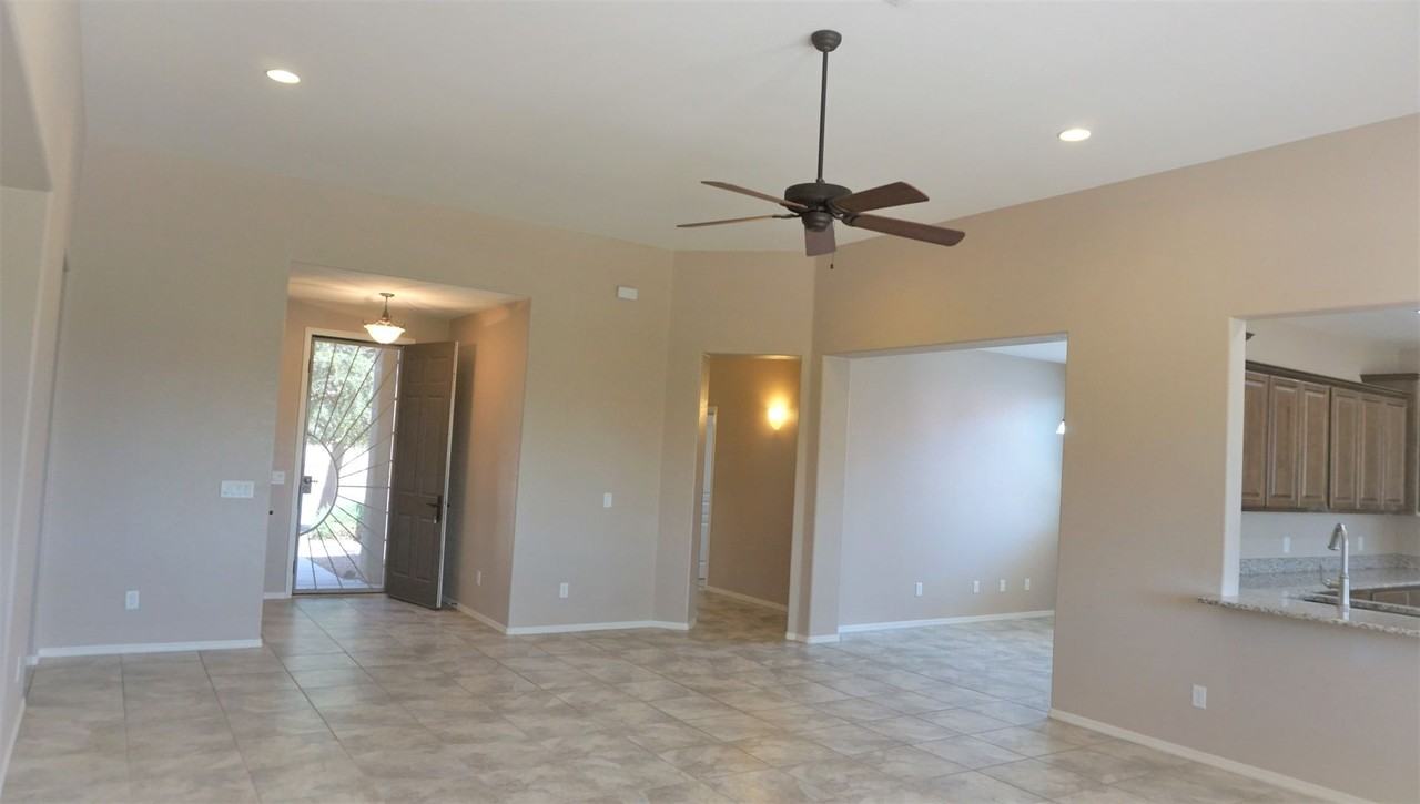 1858 Prairie Grass Dr - Photo 6 of 47