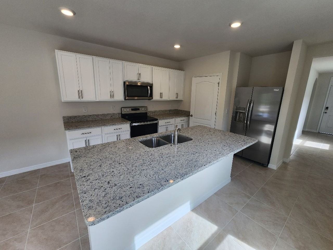 362 Caryota Ct - Photo 2 of 13