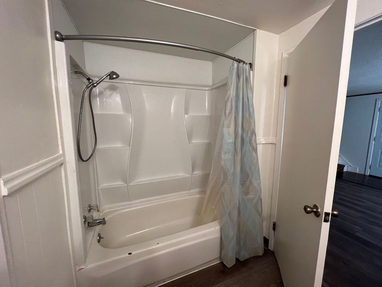 6513 Ash Ave - Photo 5 of 13