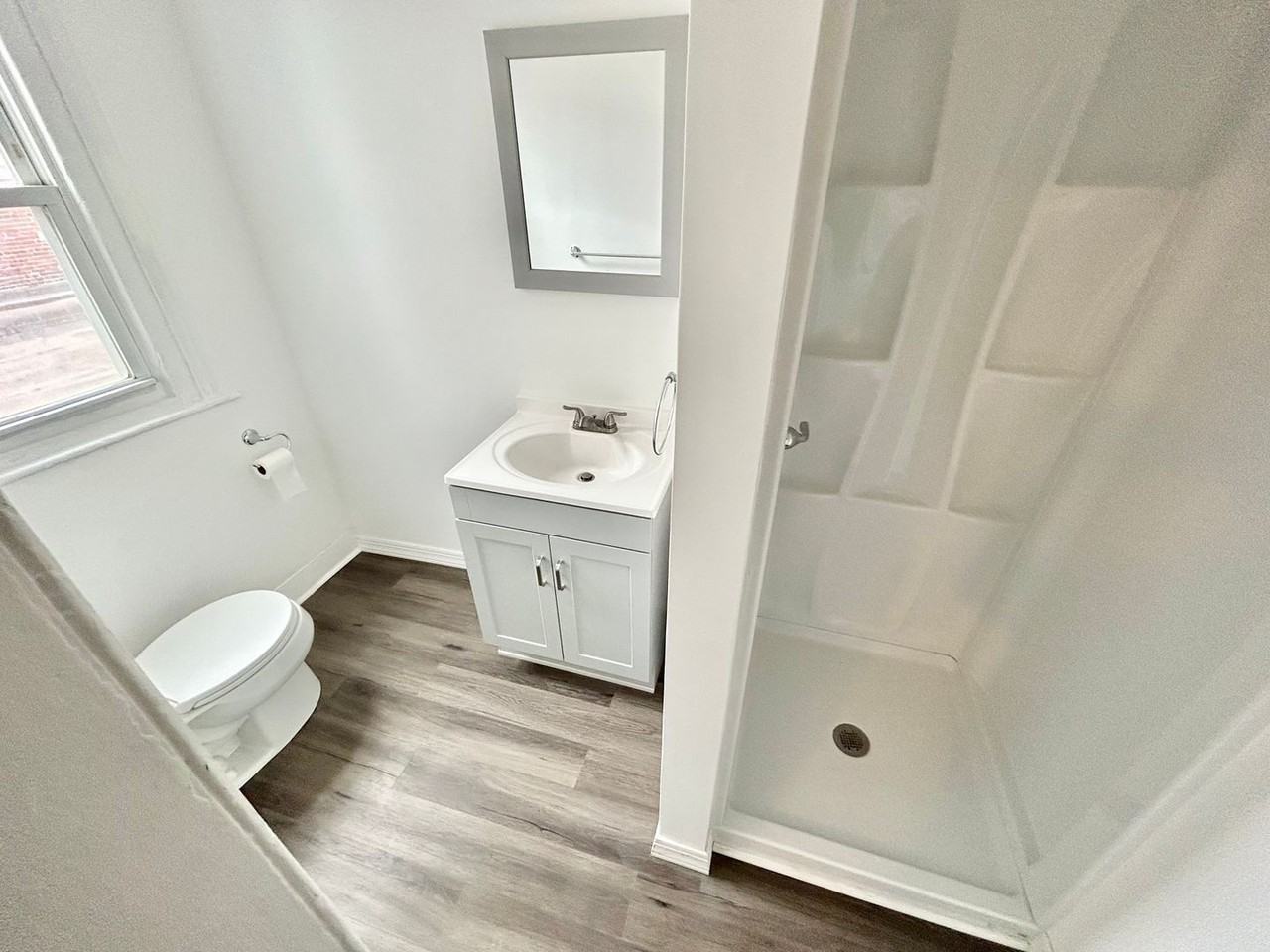 2731 W Girard Ave - Photo 5 of 5