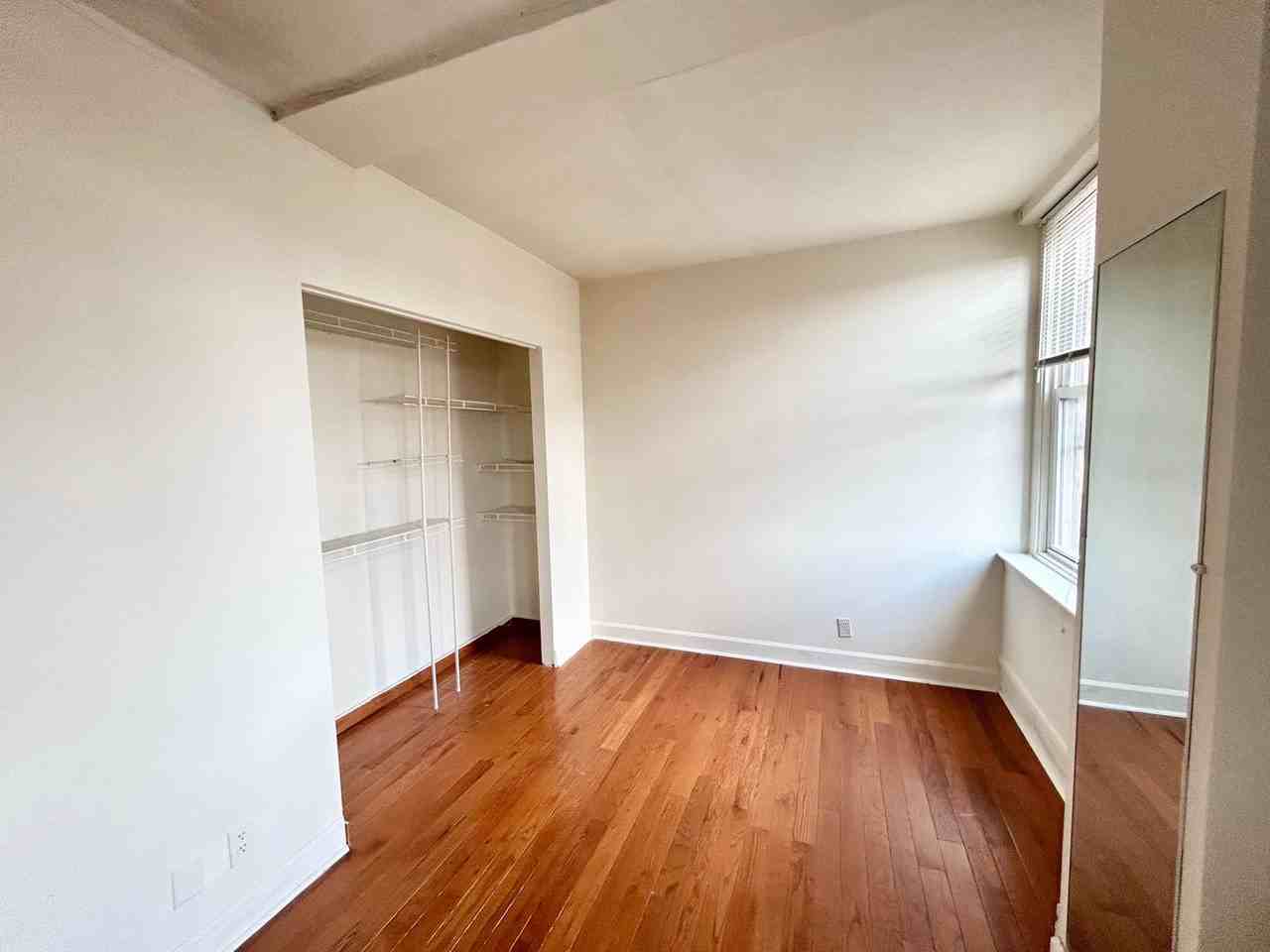 1327 Spruce St - Photo 3 of 5