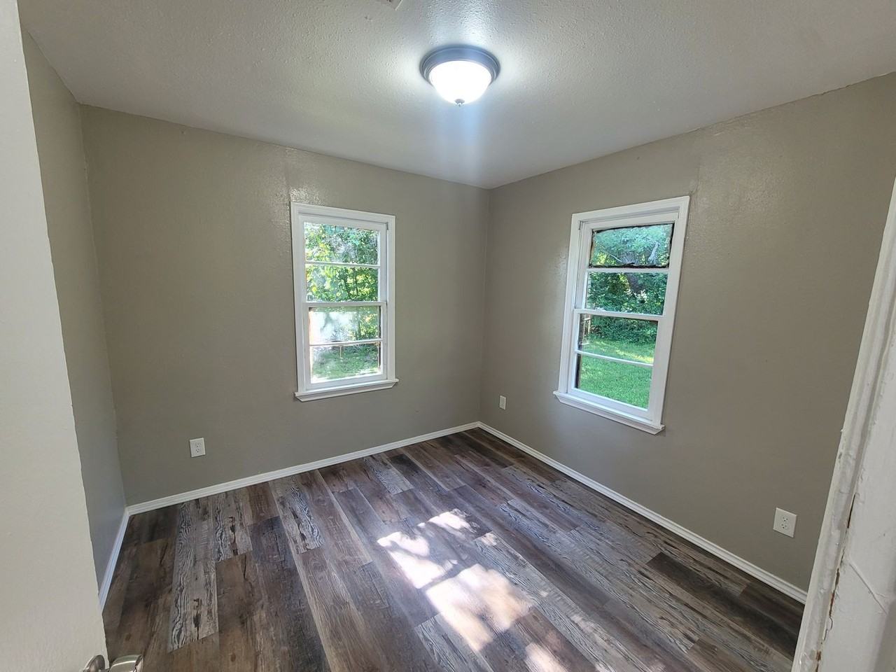 4128 Se 43rd St - Photo 4 of 22