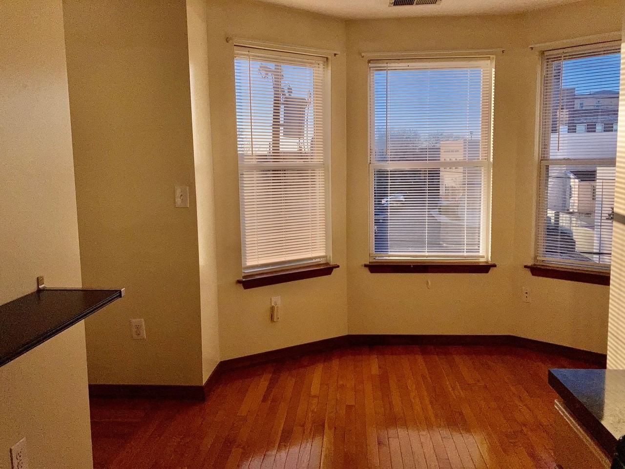 837 S 4th St #3 - Photo 2 of 15
