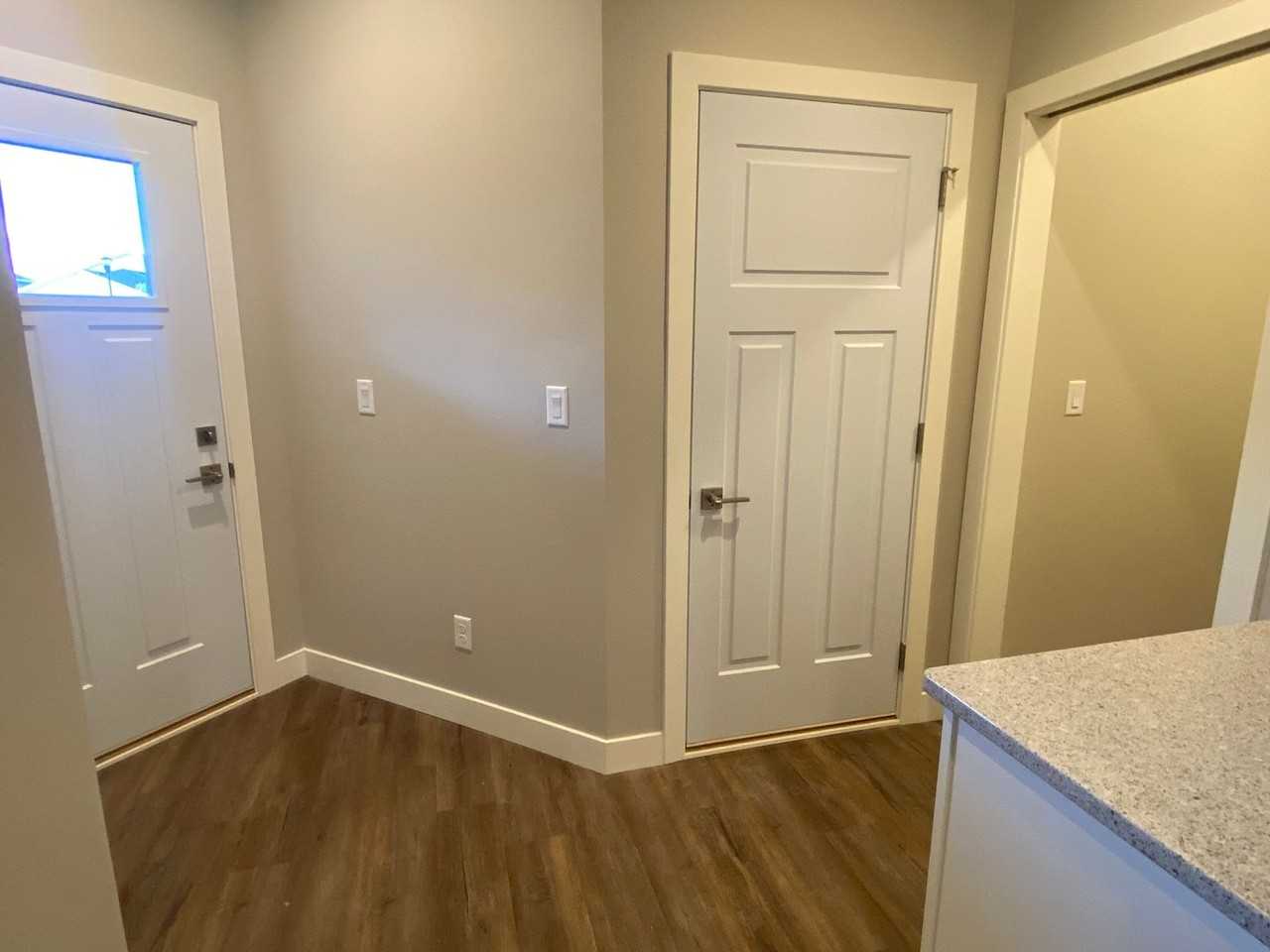 6855 67th St S - Photo 5 of 22