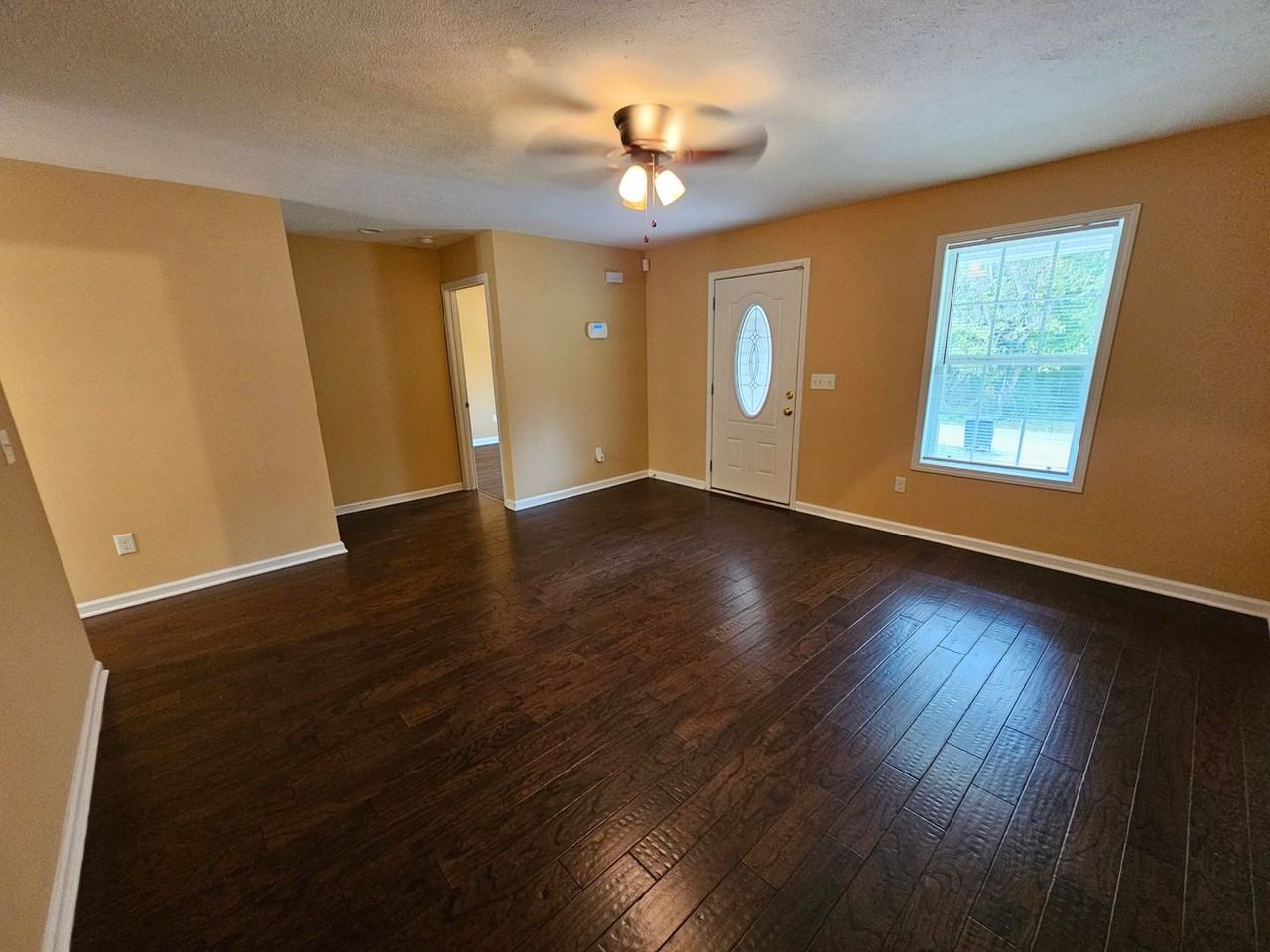 504 Wheeler St - Photo 2 of 14