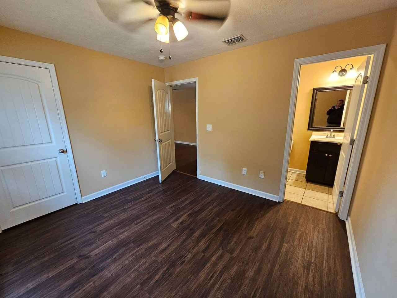 504 Wheeler St - Photo 6 of 14