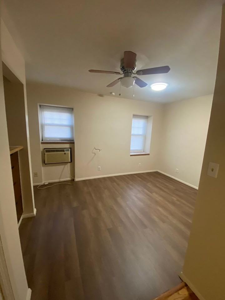 8 Michigan Ave #8 - Photo 2 of 7