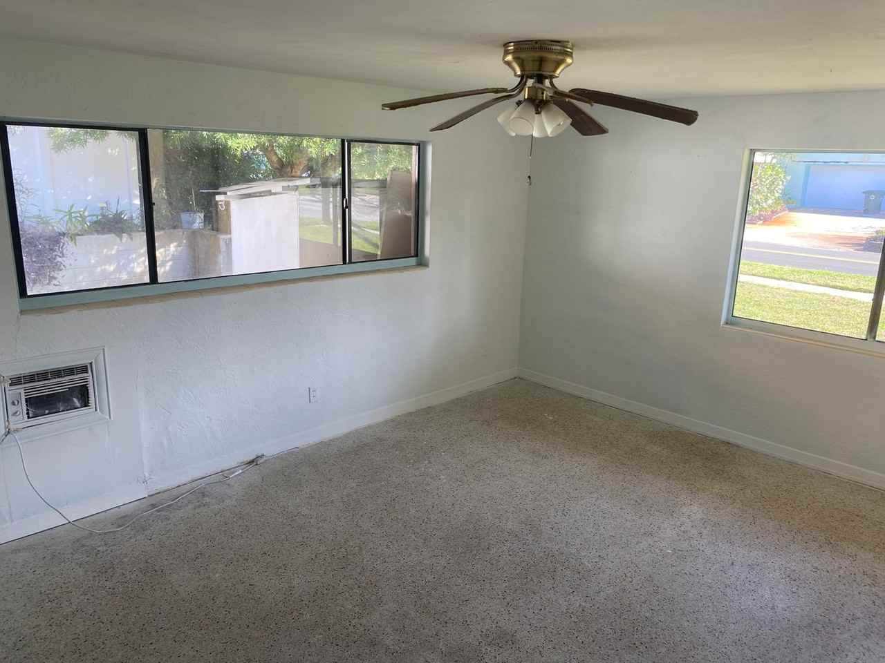 501 University Blvd #1 - Photo 7 of 10