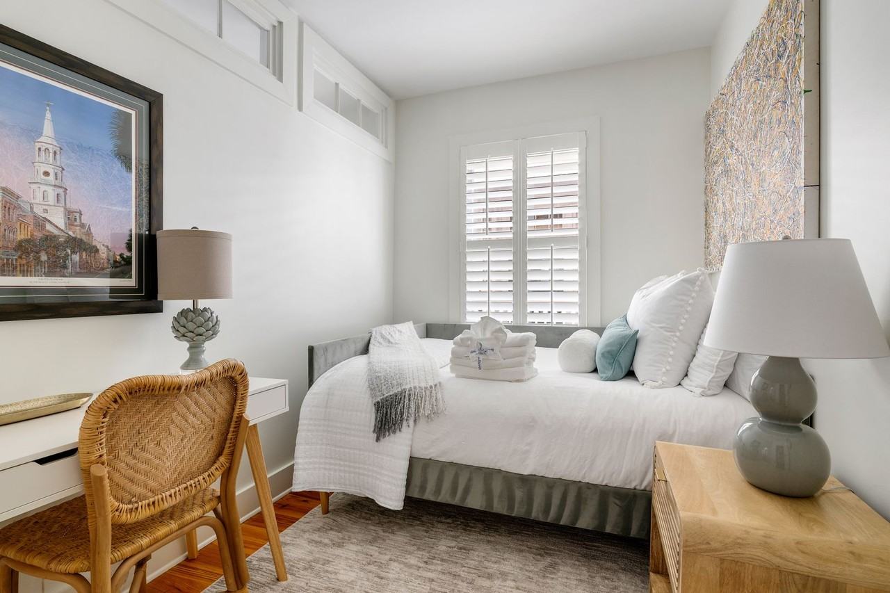 234 Rutledge Ave - Photo 3 of 29