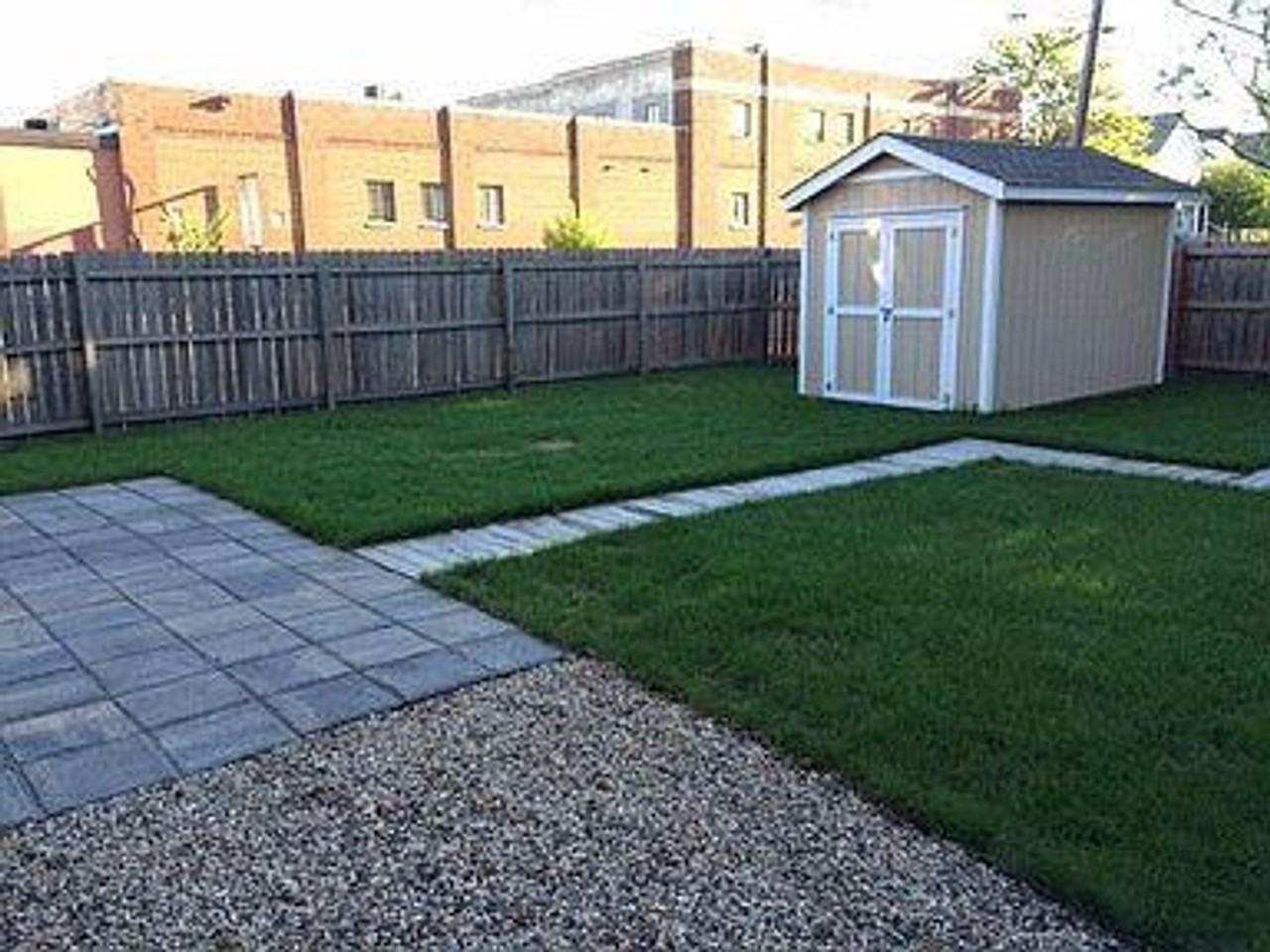 1118 12th Ave Se - Photo 7 of 7