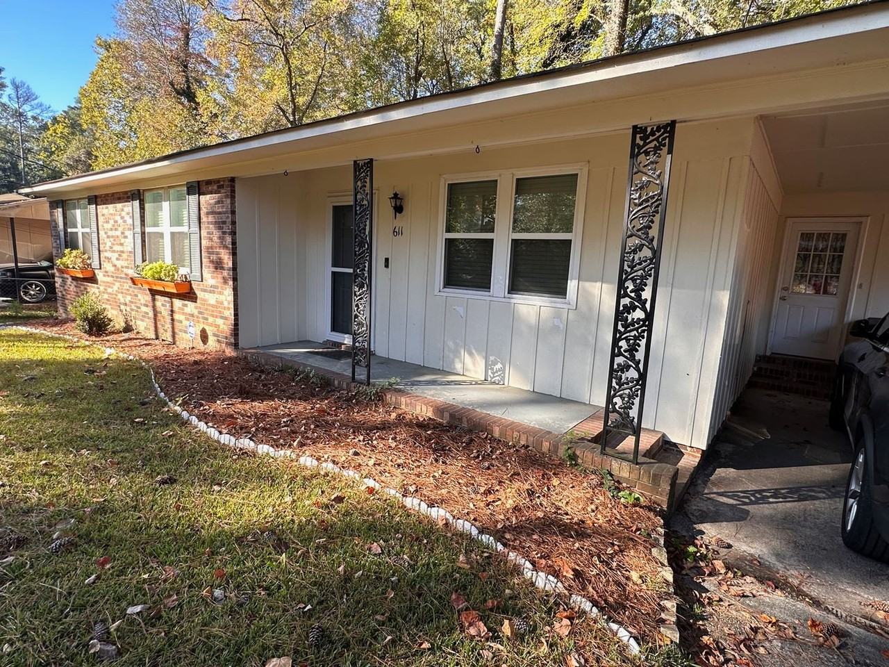 611 Bransford Rd - Photo 4 of 33