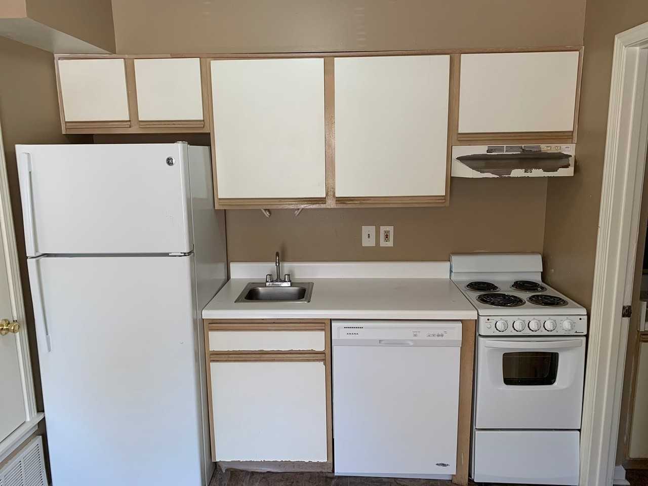 3580 Bristerwood Dr - Photo 4 of 8