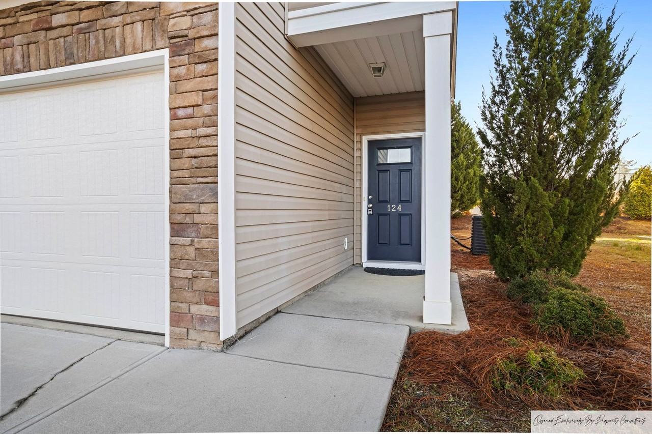 124 Culliver Rd - Photo 2 of 26