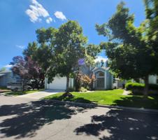 featured image of 7575 Lighthouse Ln
