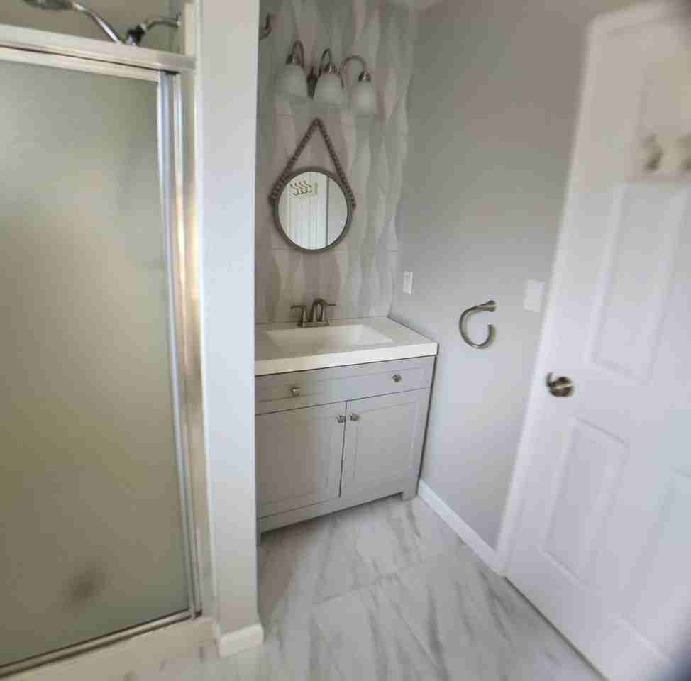 7575 Lighthouse Ln - Photo 5 of 18