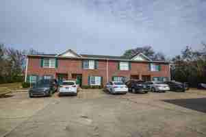 featured image of 147 Harmon Dr #G