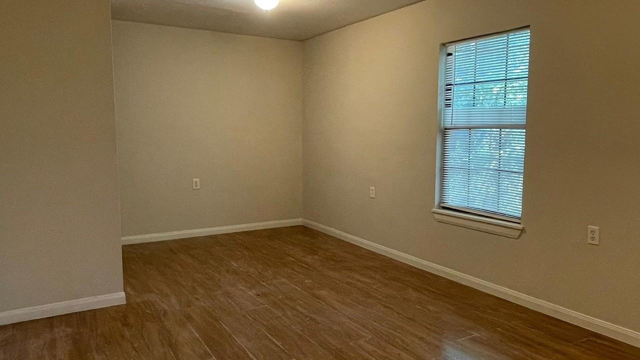 3411 Market St #B - Photo 6 of 8