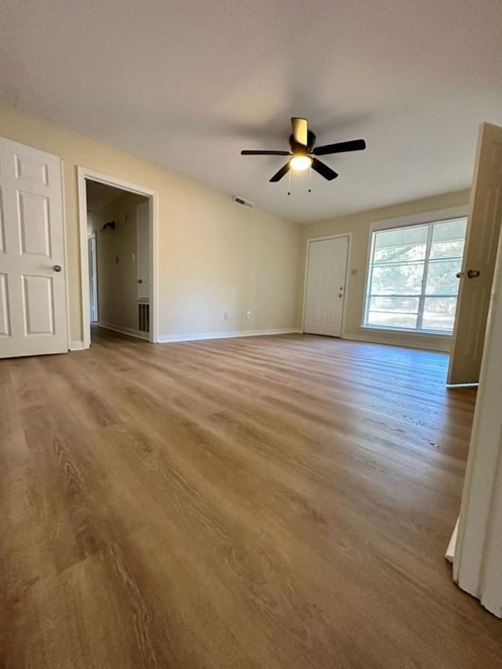 1337 Springdale Drive - Photo 4 of 8