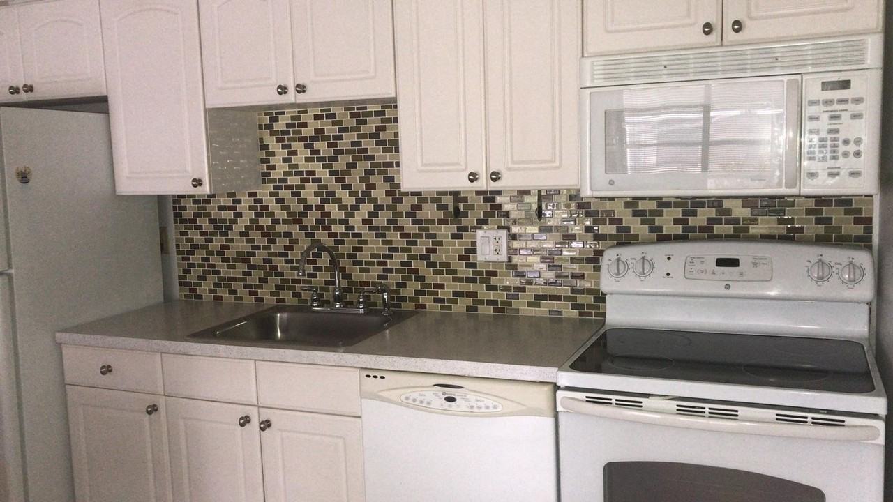 4073 E Michigan St - Photo 3 of 27