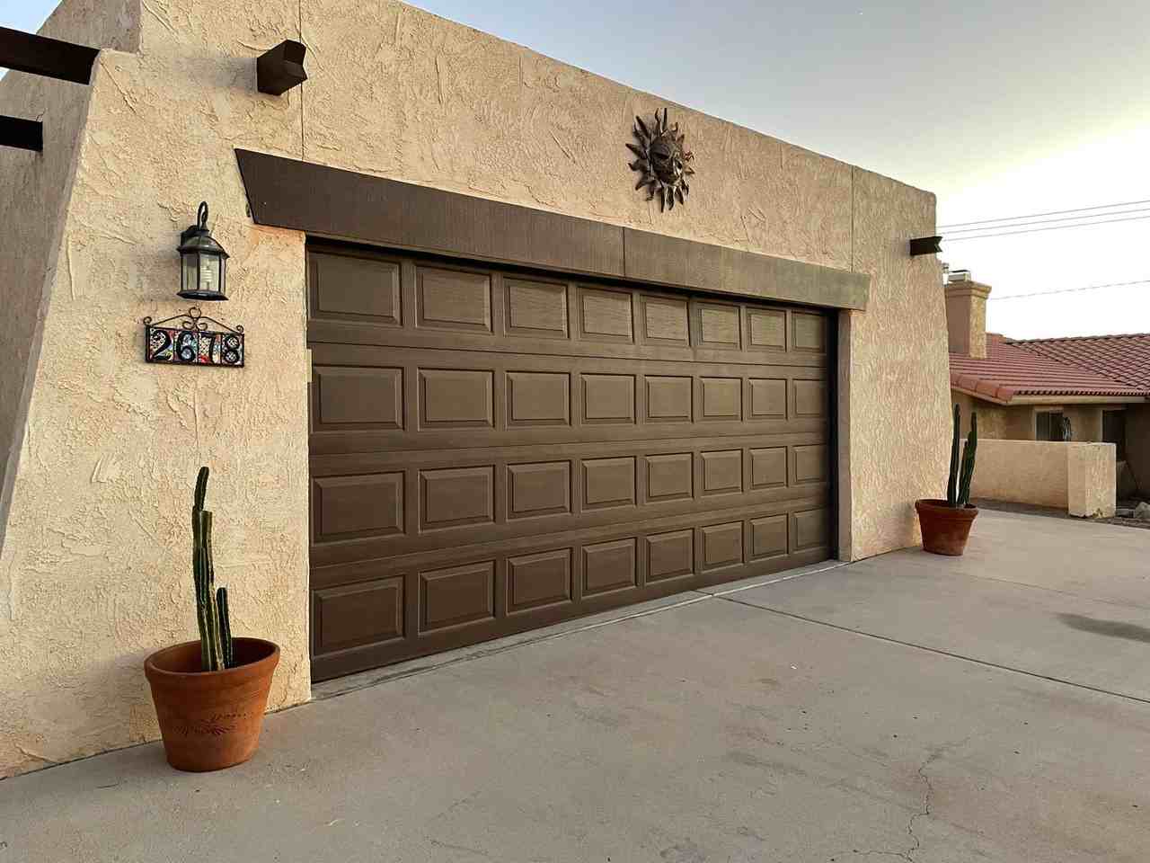 2678 Daytona Ave - Photo 2 of 31