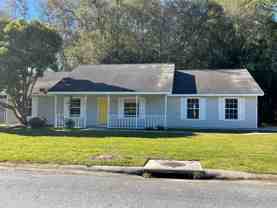 204 Old Pond Dr W - Photo 1 of 1