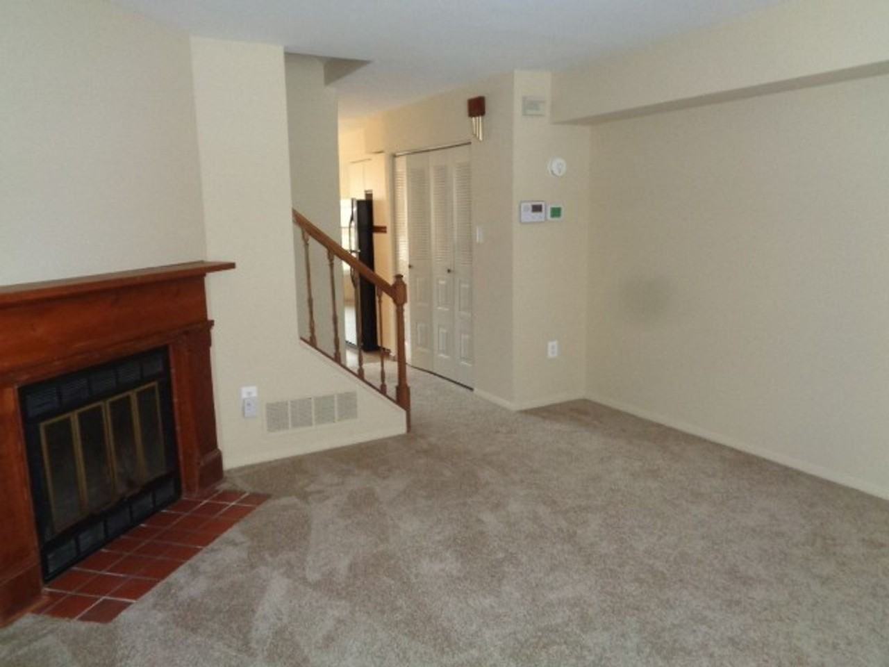 107 N Ann St - Photo 3 of 15