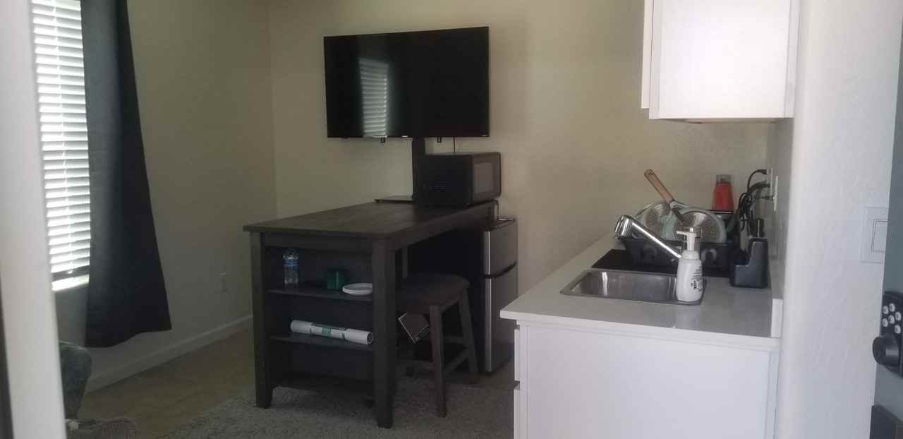 375 Castellana St - Photo 5 of 16