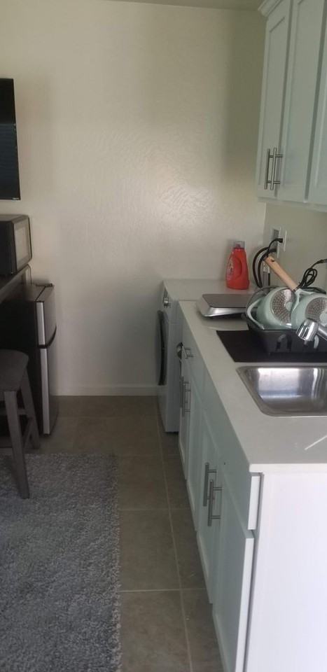 375 Castellana St - Photo 6 of 16