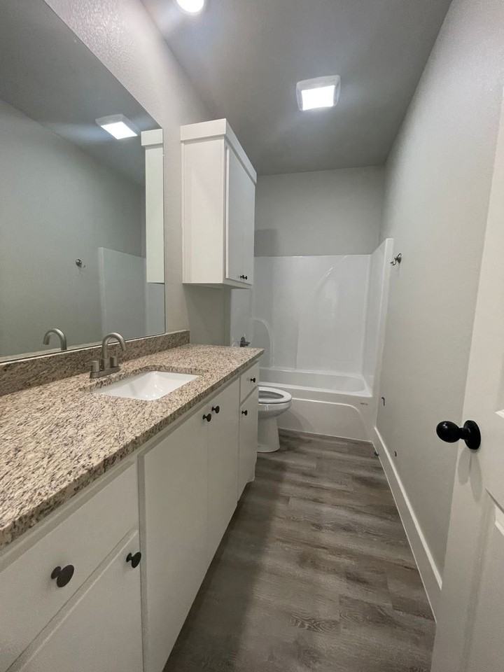 2532 137th St - Photo 5 of 14