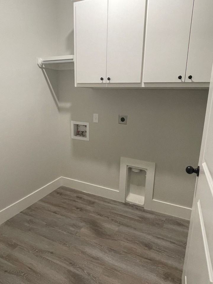 2532 137th St - Photo 6 of 14