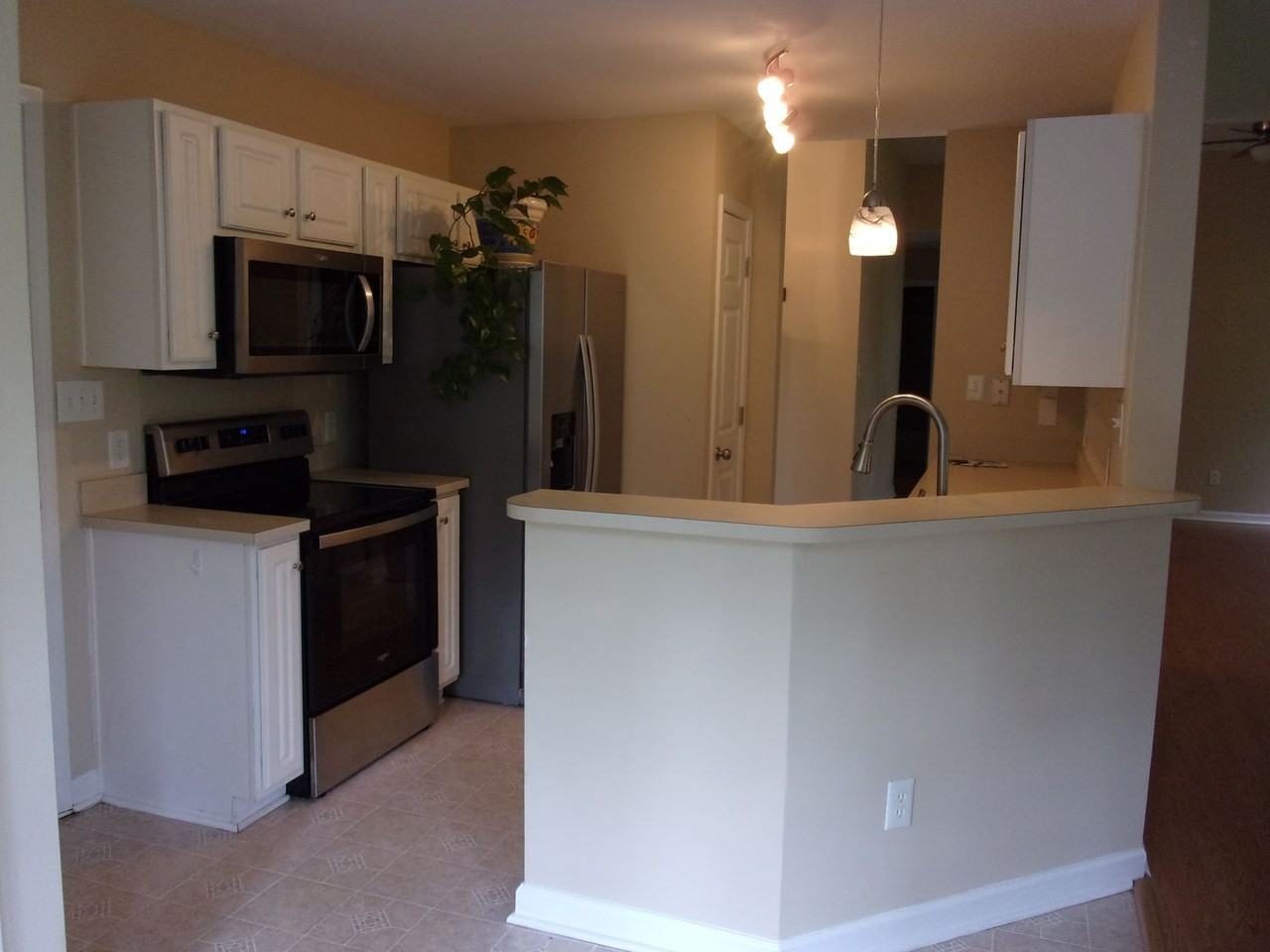 4608 Mabry Pkwy - Photo 3 of 19
