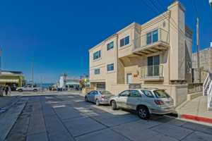 featured image of 301 35th St