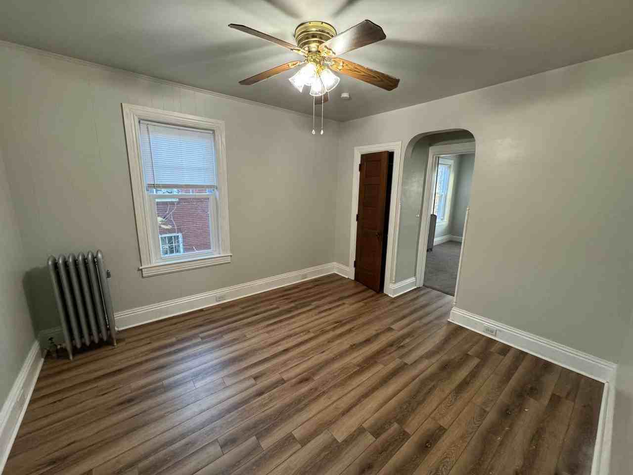 1403 2nd Ave - Photo 5 of 9