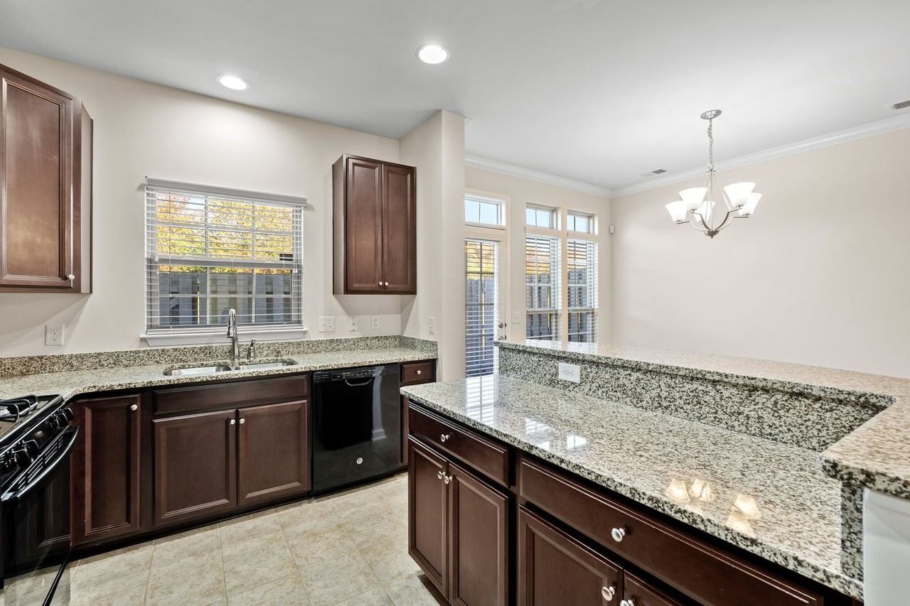 453 Christiane Way - Photo 2 of 25