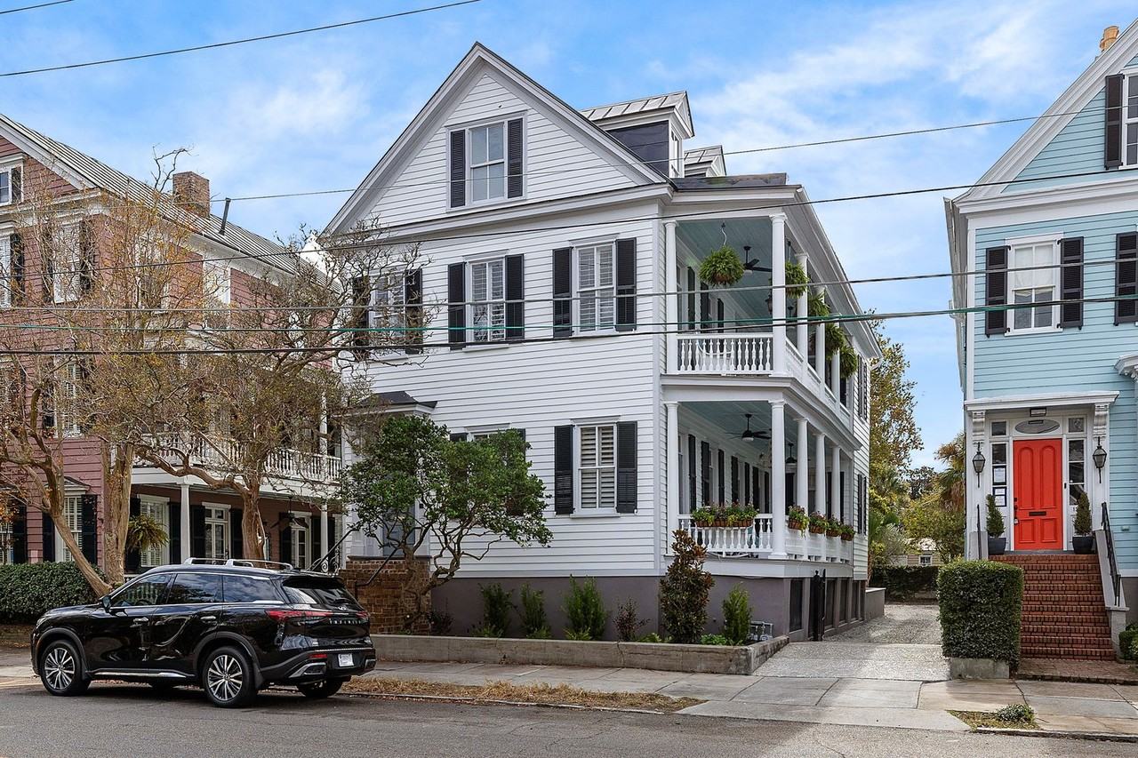 135 Broad St - Photo 4 of 22