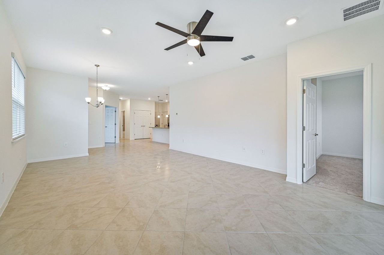 4466 Dutchess Park Rd - Photo 2 of 13