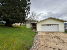 featured image of 1560 Ne Winter St