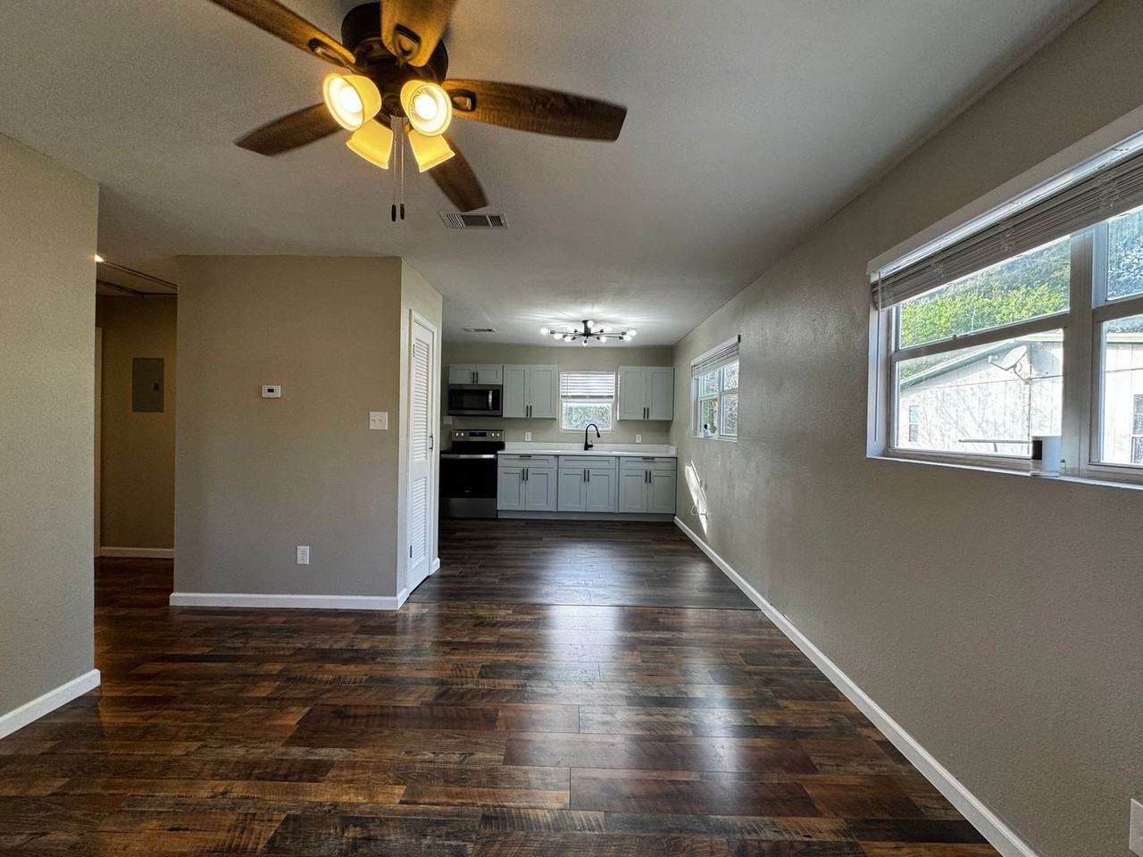 15435 Belen St - Photo 3 of 27