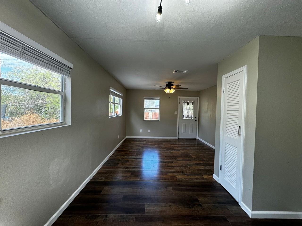 15435 Belen St - Photo 4 of 27